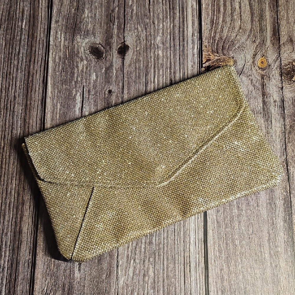 NWOT Vintage Elegant Gold Clutch